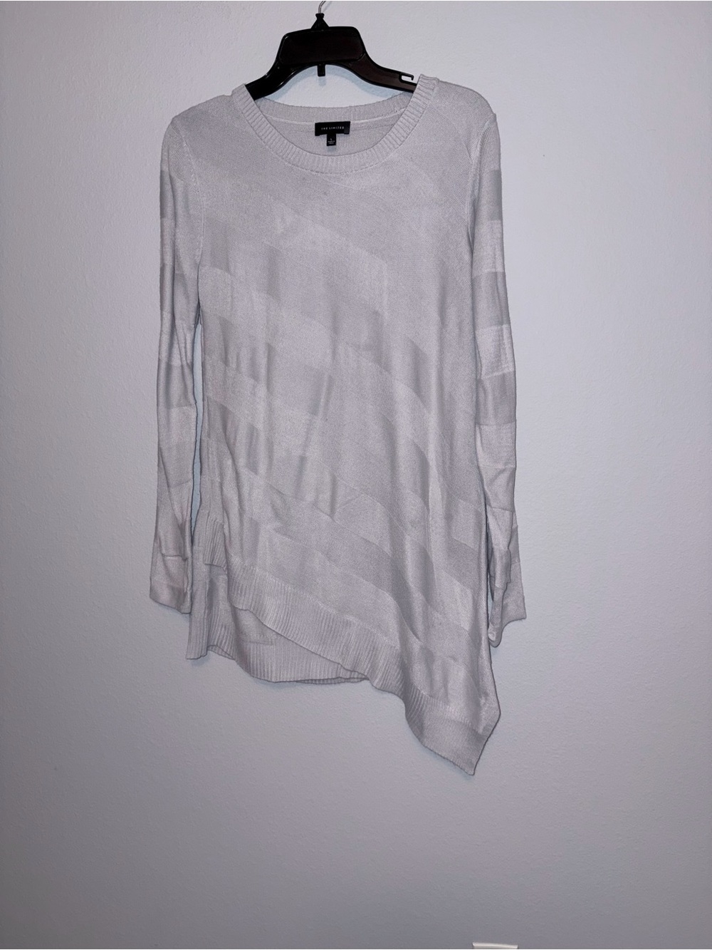 The Limited Asymmetrical Layered Hem Sweater Size L
